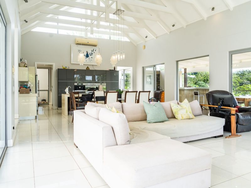 Luxurious Family Home in Simbithi Eco Estate, Ballito - Photo 3