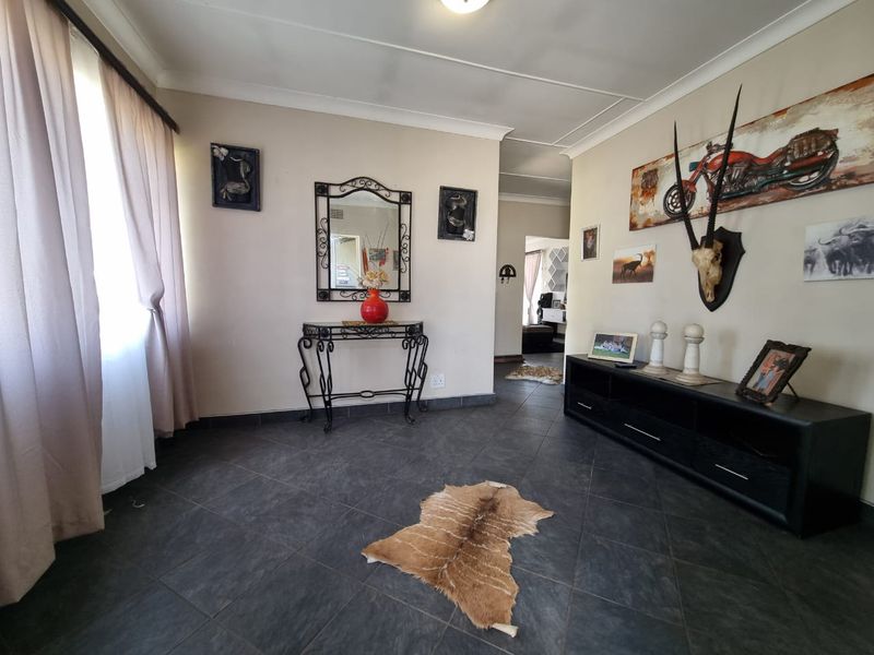 Beautiful house for sale - Photo 3