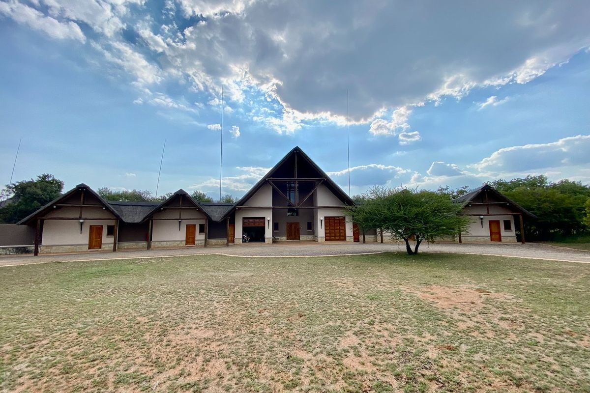 Private Getaway - Photo 3