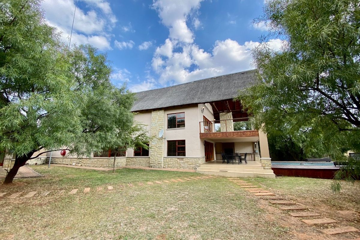 Private Getaway - Photo 4