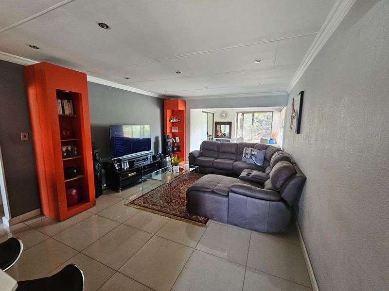 Newly Renovated 2 Bedroom  Apartment for Sale in Vaalpark - Photo 5