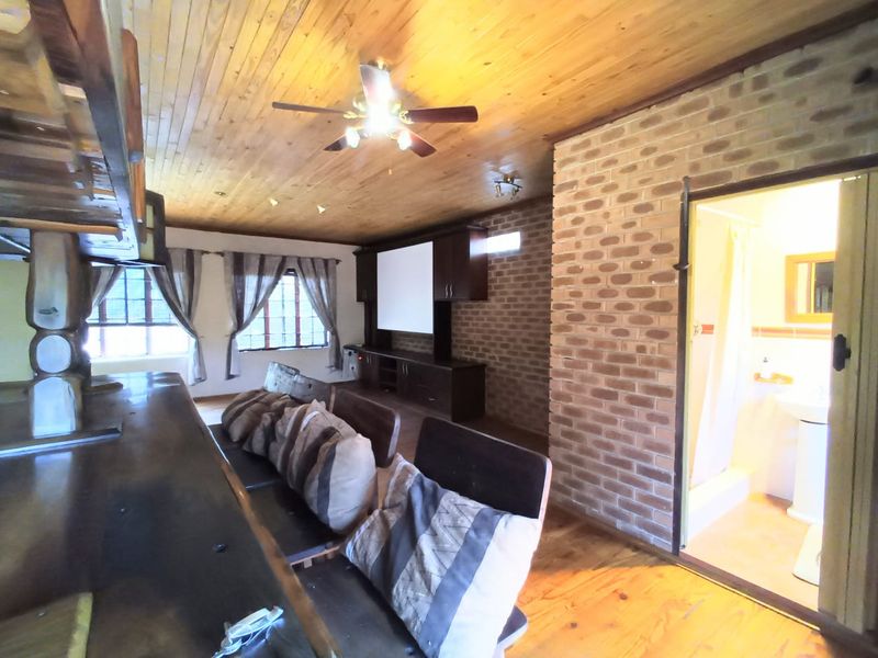 Beautiful 3 bedroom family home in sought-after . - Photo 7