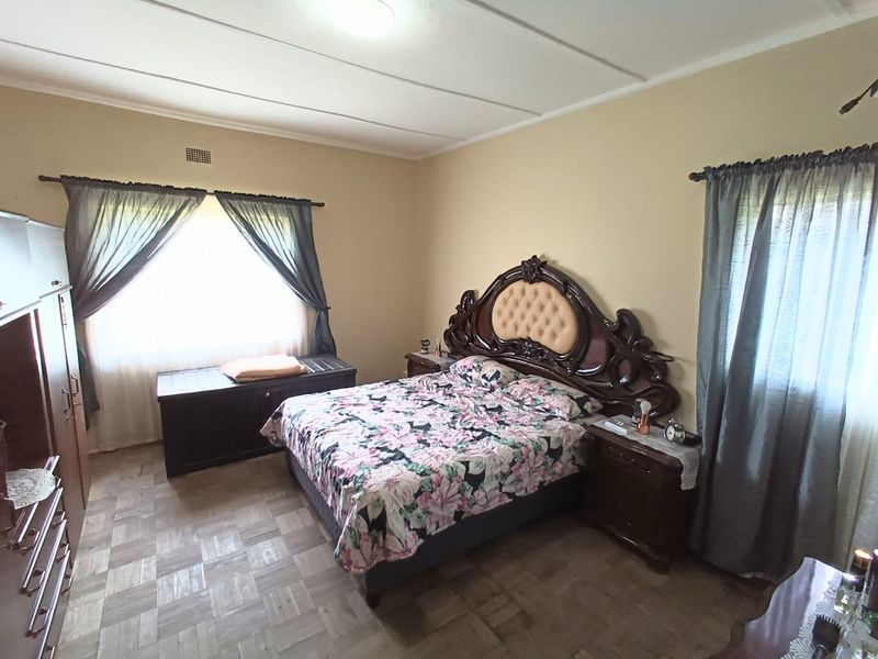 Ideal house for a 1st time home buyer in CE1! - Photo 10