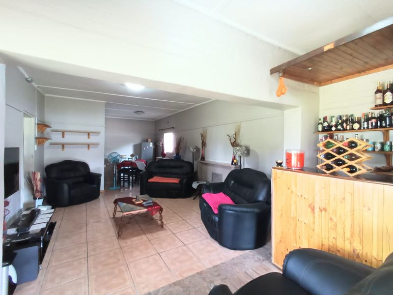 Ideal house for a 1st time home buyer in CE1! - Photo 7