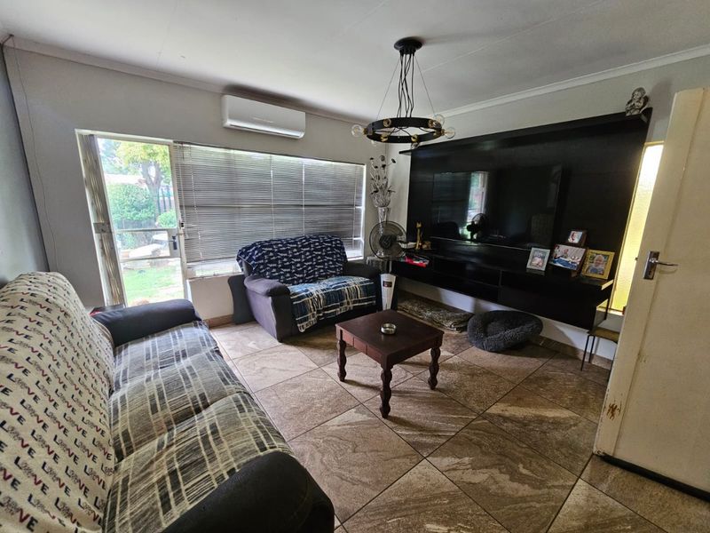 Beautiful face-brick townhouse for sale in Three Rivers - Photo 4