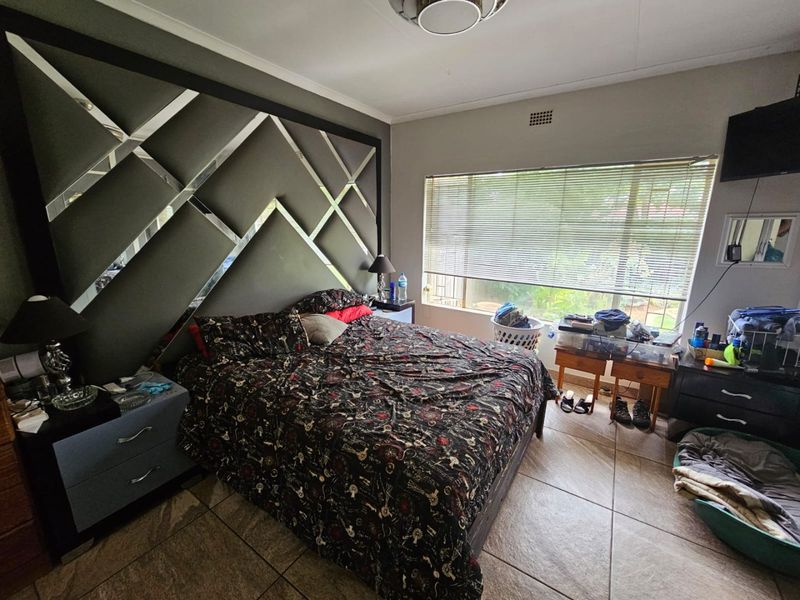 Beautiful face-brick townhouse for sale in Three Rivers - Photo 10