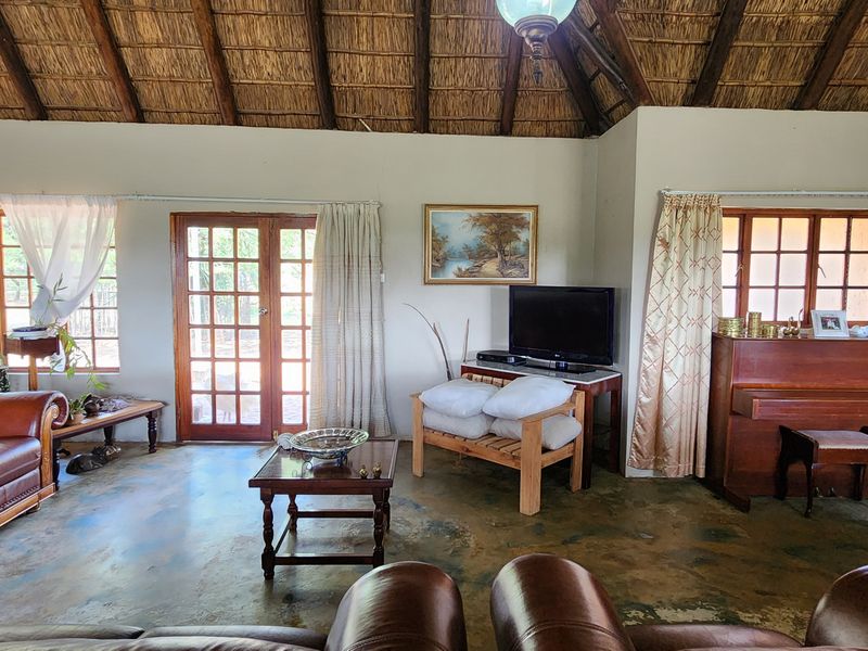 Smallholding for Sale in Myngenoegen – Income Generating Opportunity - Photo 4