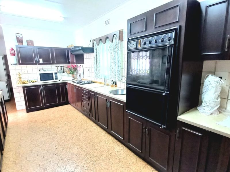 Vintage 3 bedroom home for sale in Vanderbijlpark. - Photo 5
