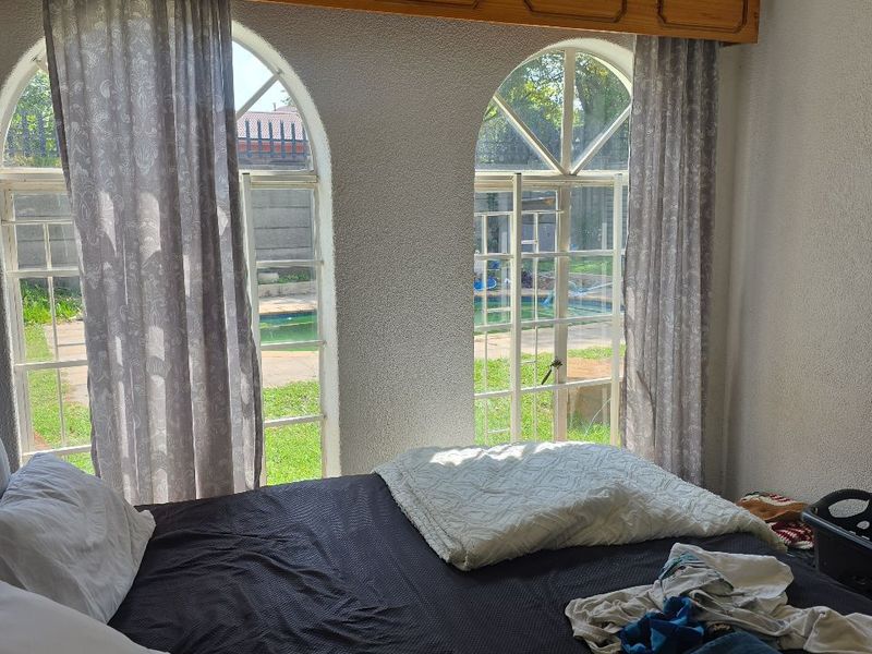 Three bedroom house to rent in SE 6, Vanderbijlpark - Photo 6