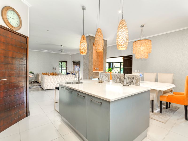 4 Bedroom Modern Home in Beverley - Photo 5