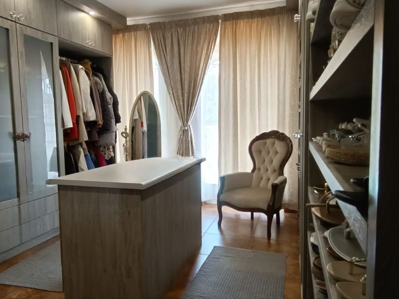 This Fascinating, Charming Home with a backyard of Enchanted Beauty includes: - Photo 8