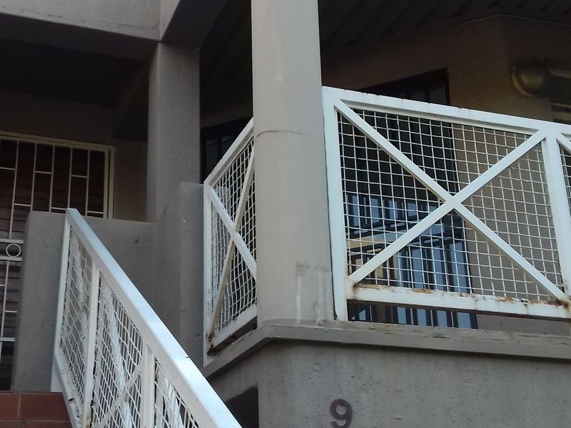 Townhouse in Vaalpark to rent. - Photo 2