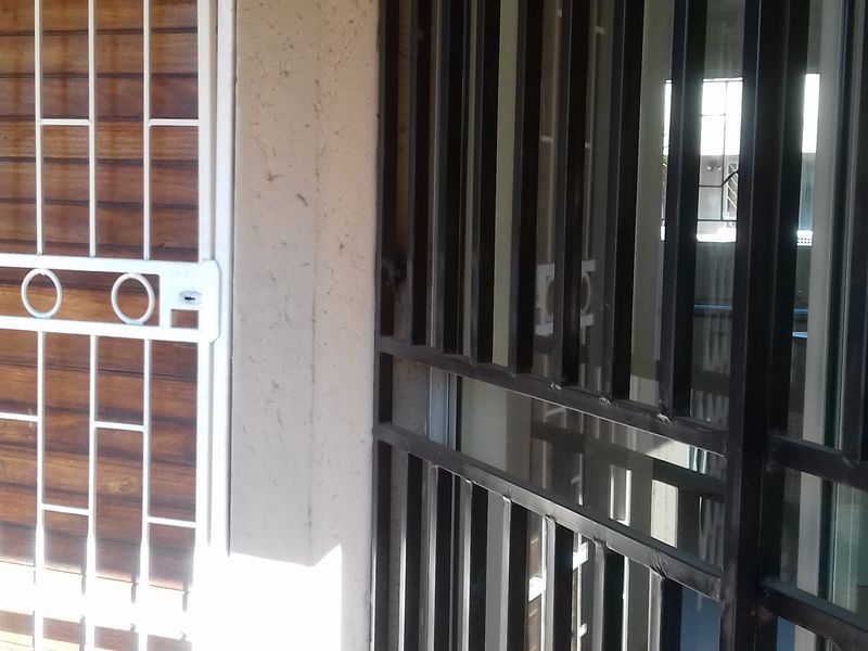 Townhouse in Vaalpark to rent. - Photo 6