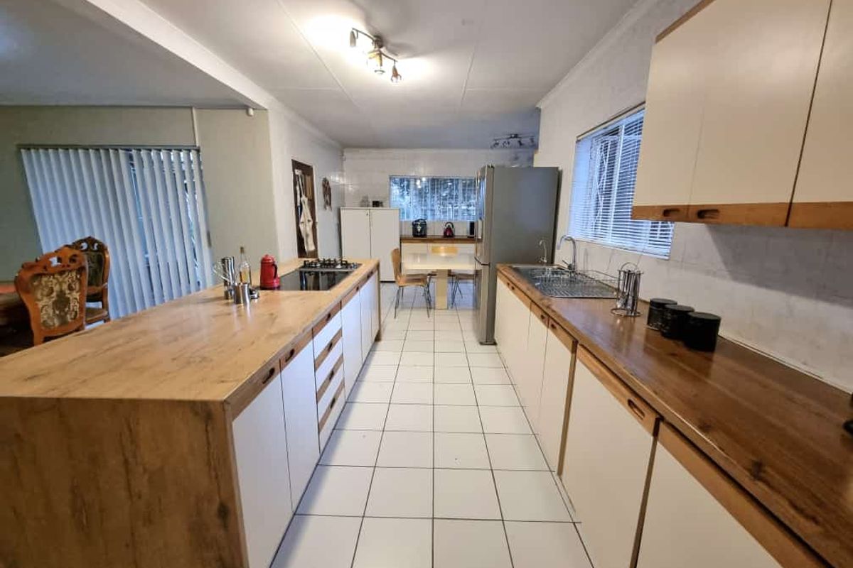 Nestled in a beautiful part of SE 3 Vanderbijlpark. - Photo 3