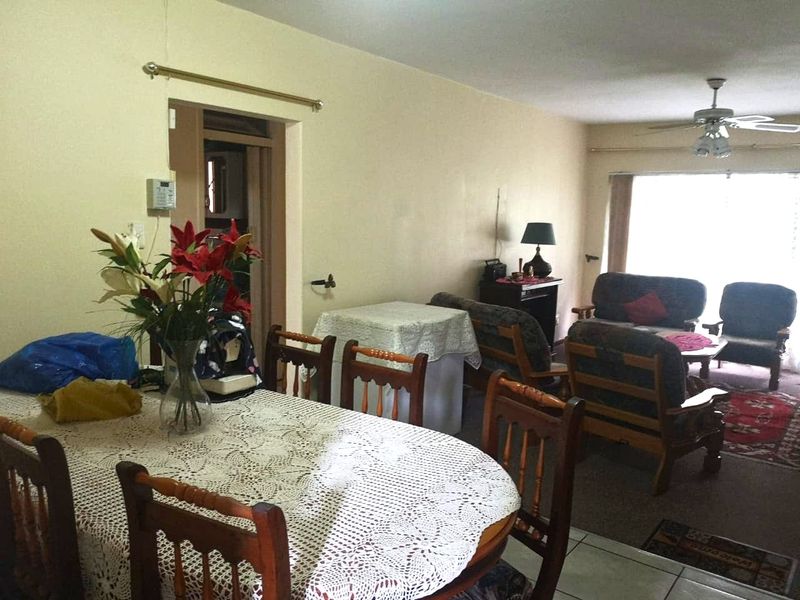 Flat For Sale In Sasolburg - Photo 4