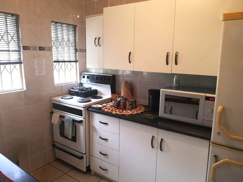 Flat For Sale In Sasolburg - Photo 6