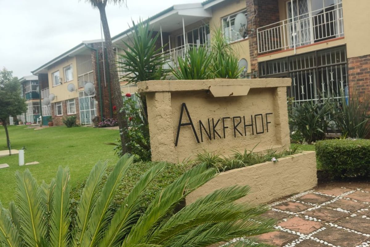 Flat For Sale In Sasolburg - Photo 3