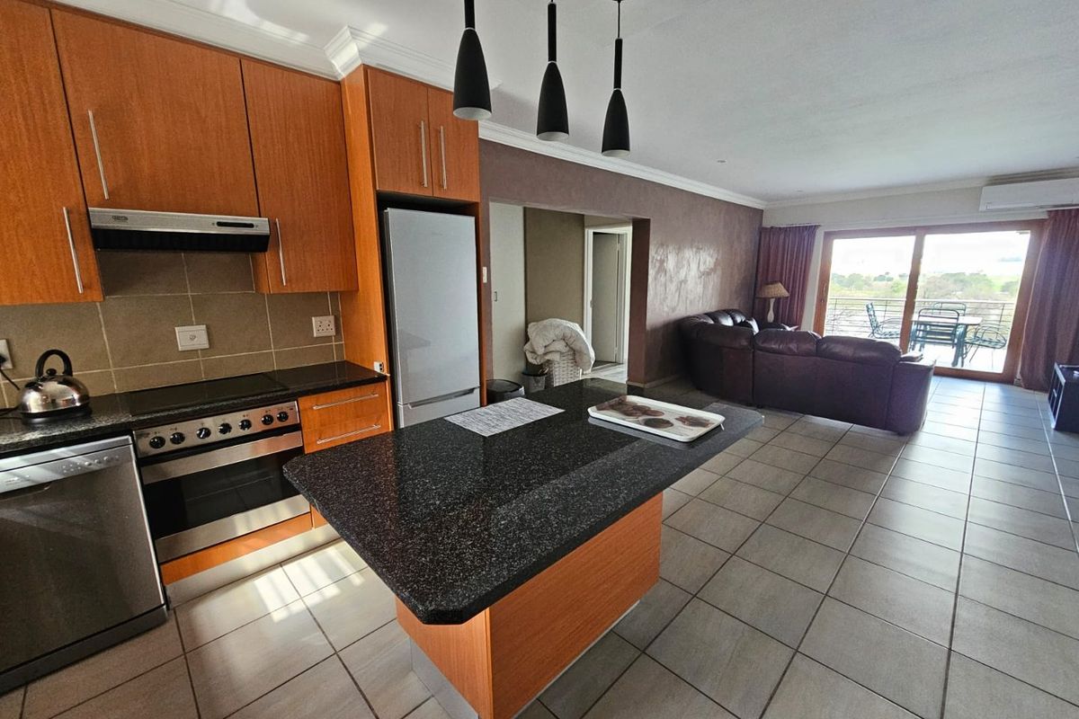 FOR SALE: Absolutely Stunning Apartment in Exclusive Golf Estate – Vanderbijlpark - Photo 3