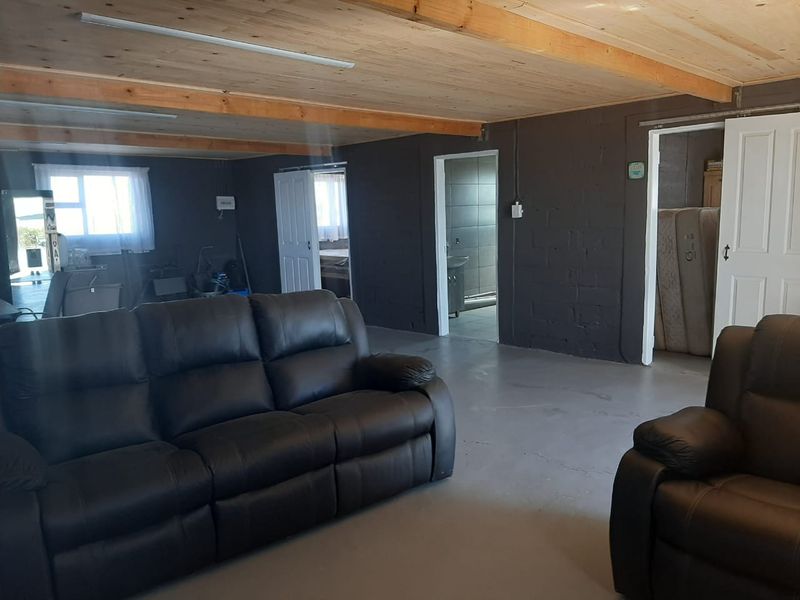 24.5 Hectare Waterfront Farm for Sale on the Banks of the Vaal Dam featuring: - Photo 7