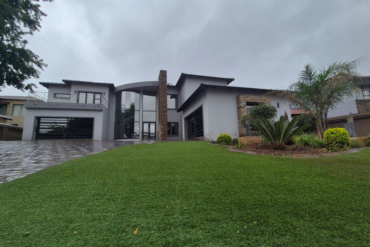 Sophisticated Estate Living in the Heart of Helderwyk - Photo 4