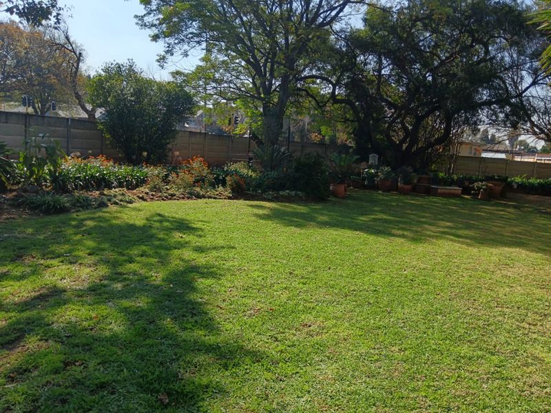 Charming 4-Bedroom Family Home in Dalview – Endless Potential! - Photo 4