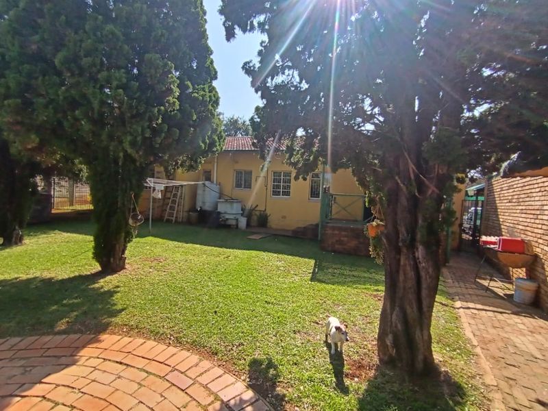 Charming 4-Bedroom Family Home in Dalview – Endless Potential! - Photo 10