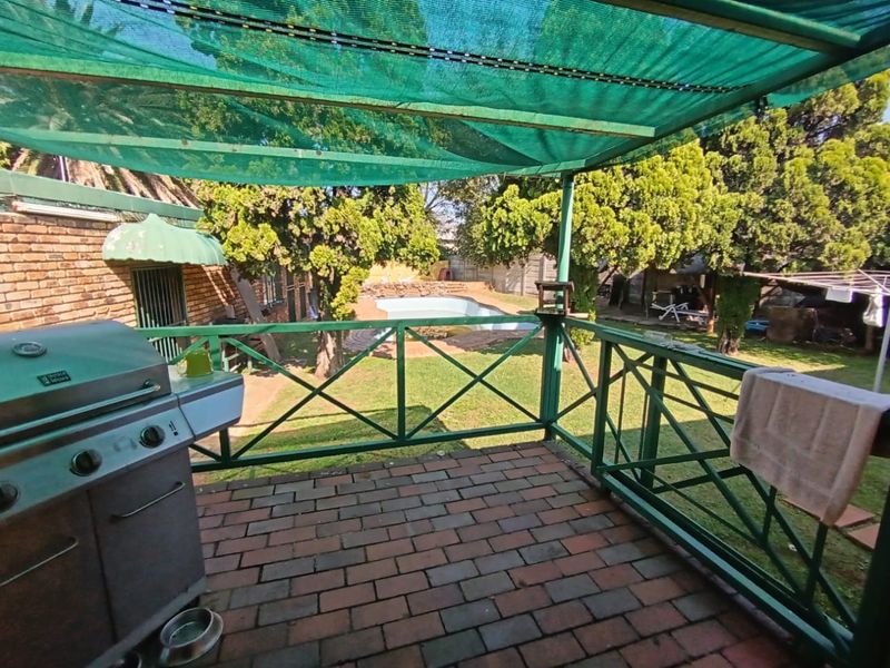 Charming 4-Bedroom Family Home in Dalview – Endless Potential! - Photo 9