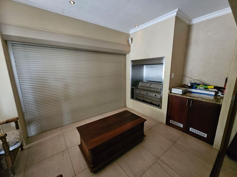 Absolutely Stunning Riverfront Home for Sale in Secure Estate! - Photo 10