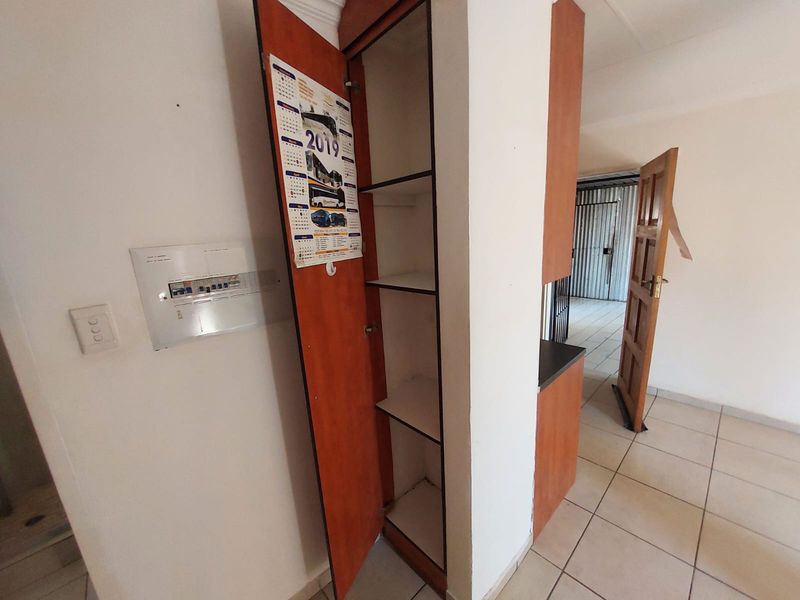 2 Bedroom House for Rent - Photo 8