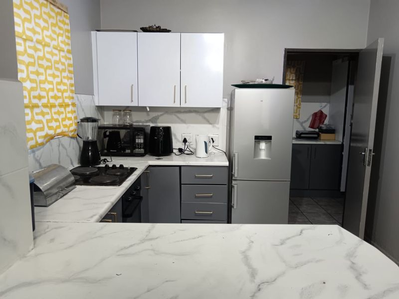 Charming 2 bedroom duplex for sale - Photo 7