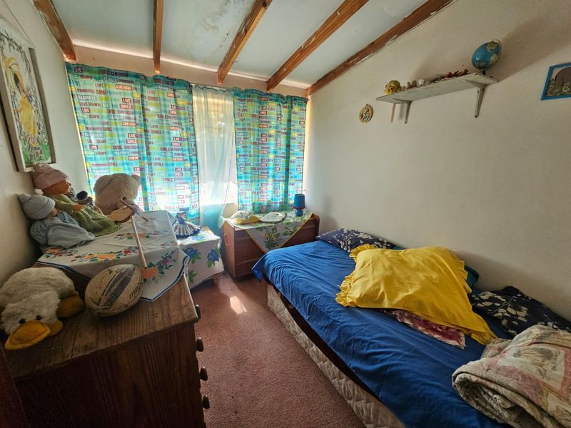 Cozy 4-Bedroom Home for Sale in Sasolburg! - Photo 9