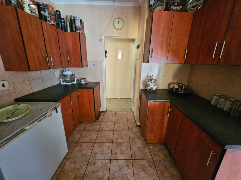 Cozy 4-Bedroom Home for Sale in Sasolburg! - Photo 8