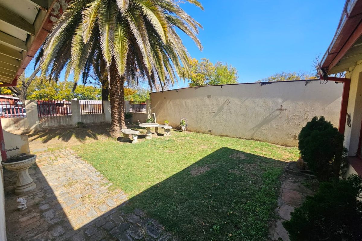 Cozy 4-Bedroom Home for Sale in Sasolburg! - Photo 4