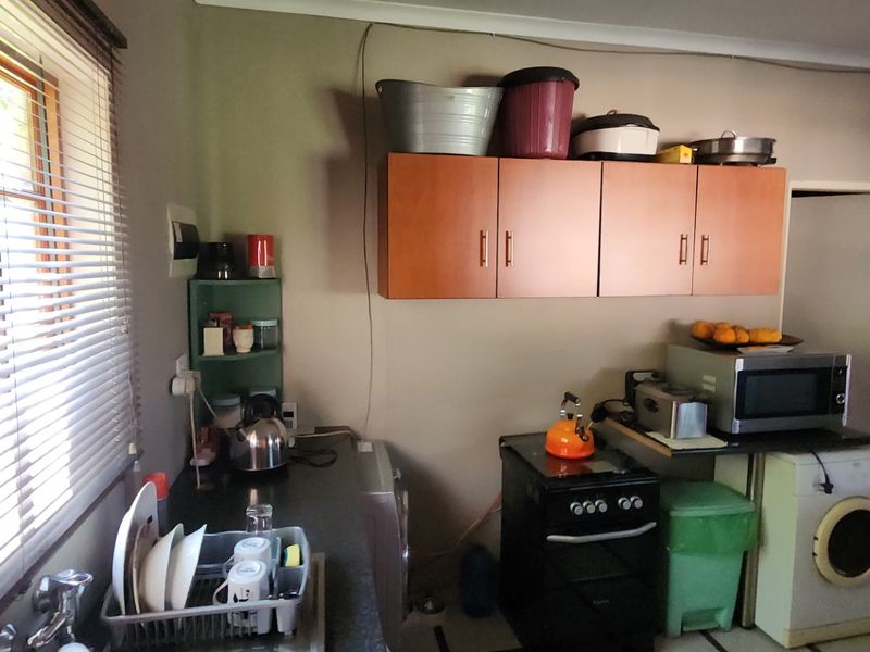 Spacious 4-Bedroom Family Home with Income-Generating Flatlet For Sale in Modelpark - Photo 4