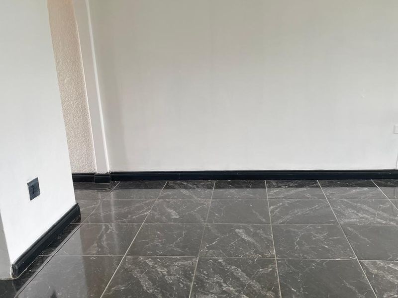 2-Bedroom Flat for Sale – Prime Location & Modern Comfort - Photo 8