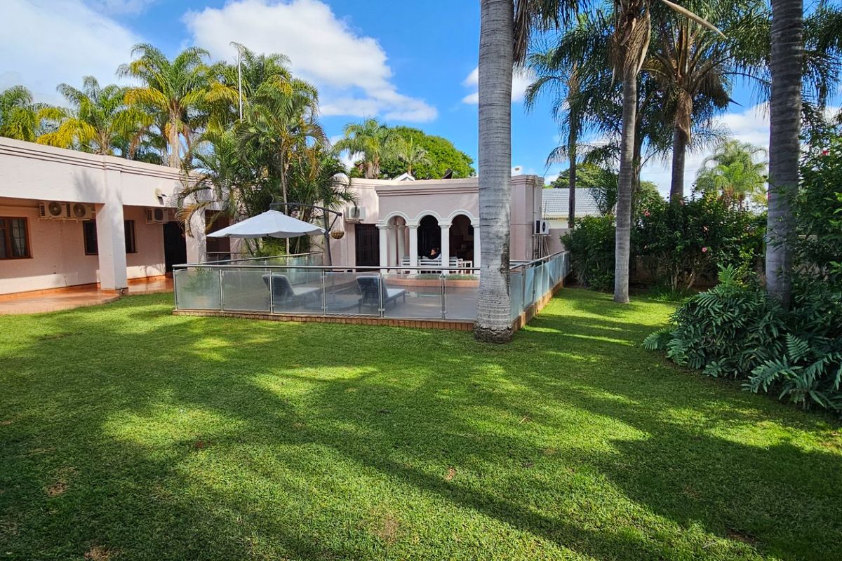 Spacious 4 Bedroom Family Home with Flatlet, Pool & Solar in Welgelegen– A Must-See Property! - Photo 5