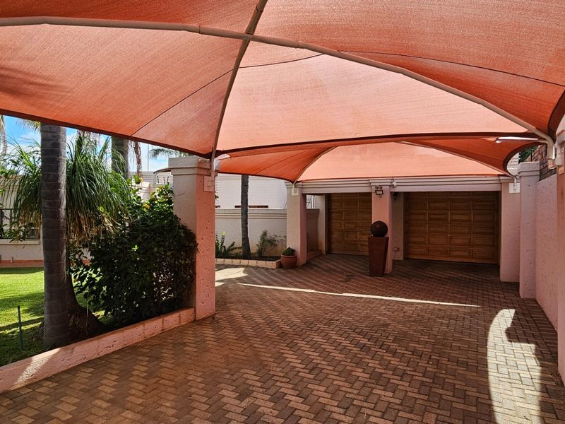 Spacious 4 Bedroom Family Home with Flatlet, Pool & Solar in Welgelegen– A Must-See Property! - Photo 10