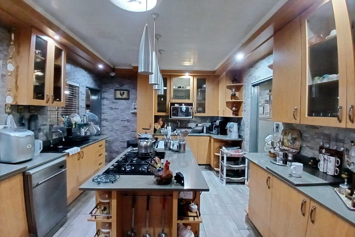 House For Sale In Sasolburg - Photo 3