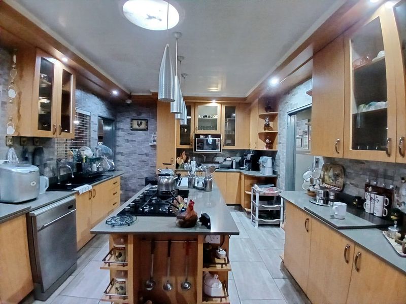 House For Sale In Sasolburg - Photo 3