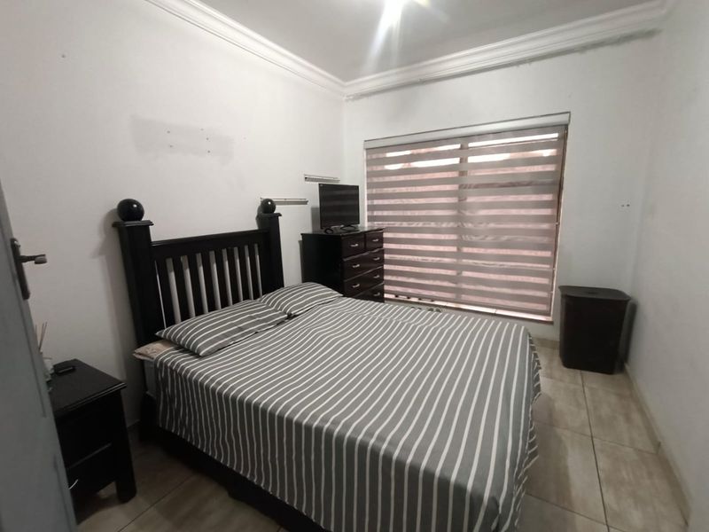 !Thrilling, Full of Life!  !In a Community vibrant with Warmth and Friendliness! - Photo 7