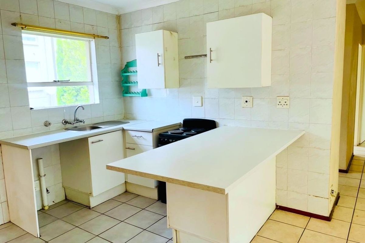 LOVELY 3 BEDROOM APARTMENT FOR SALE - Photo 4