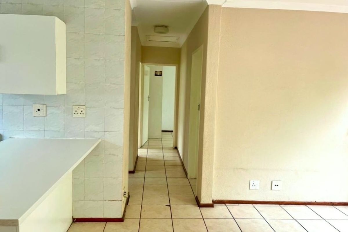 LOVELY 3 BEDROOM APARTMENT FOR SALE - Photo 5