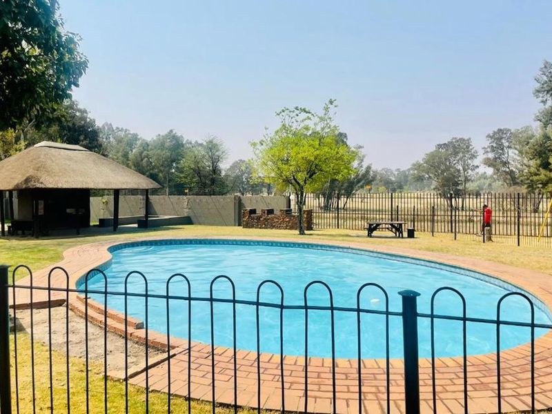 LOVELY 3 BEDROOM APARTMENT FOR SALE - Photo 2