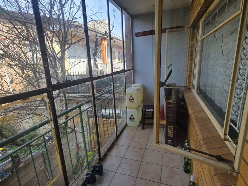 SPECIAL PRICE FOR A ONE BEDROOM FLAT - Photo 7