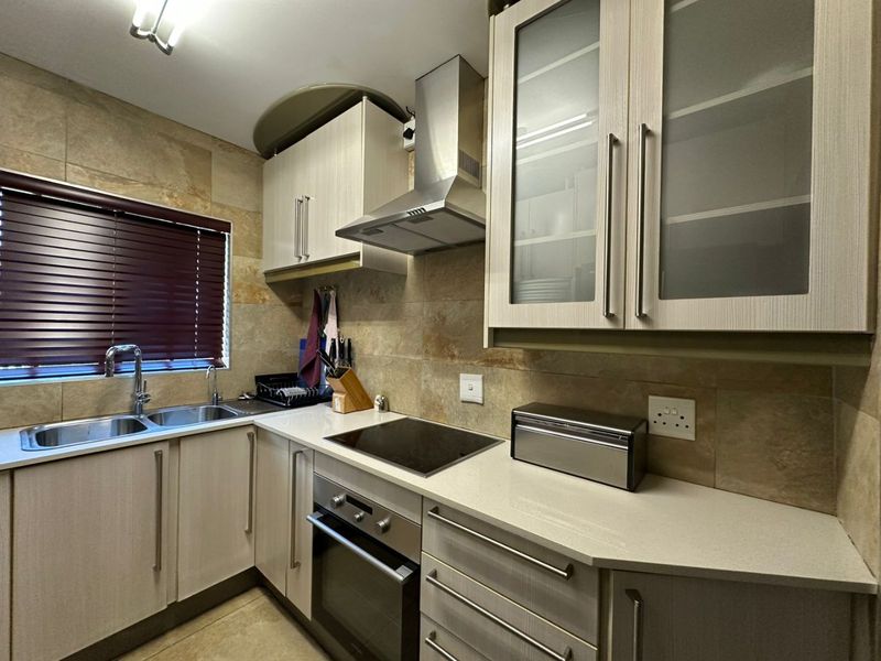 Don’t miss out on this beautiful modern 4 Bedroom Holiday home at Riviera Villas. - Photo 6