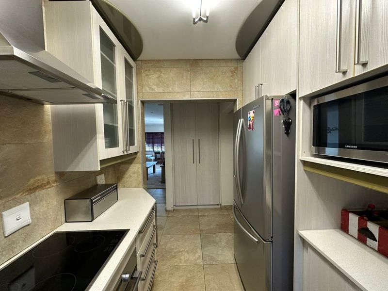 Don’t miss out on this beautiful modern 4 Bedroom Holiday home at Riviera Villas. - Photo 5