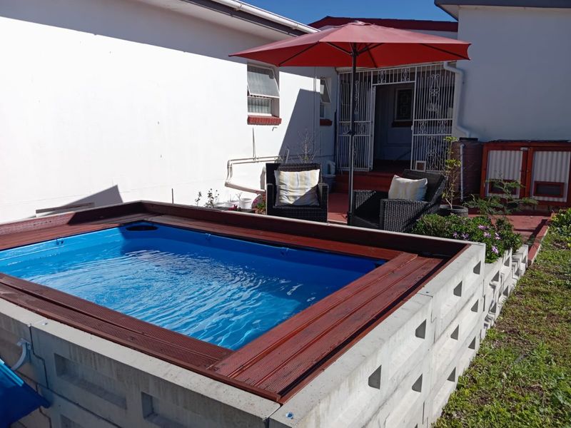 Spacious & Unique Family Home with Incredible Features! - Photo 10