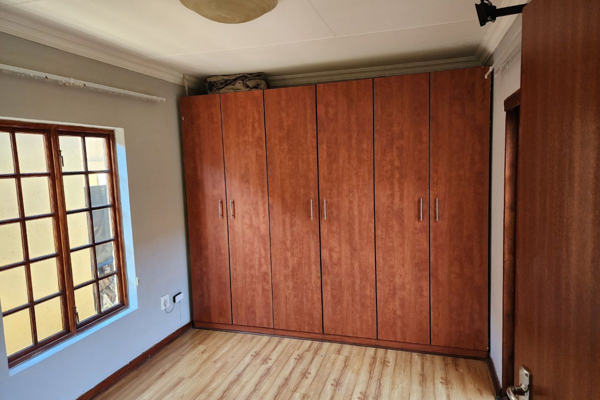 3 bedroom Townhouse - Photo 4