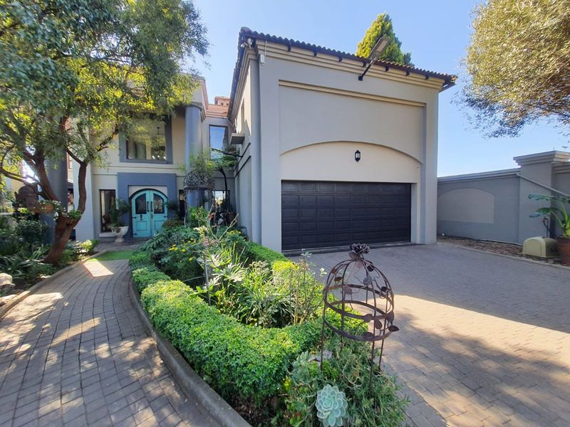 Absolute Gem of A Property With A Vintage Vibe For Sale In The Beautiful Vaalpark - Photo 2