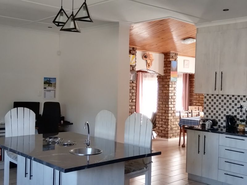 Welcome Home – A Move-In Ready Gem in Retief That’s Ready to Impress! - Photo 5